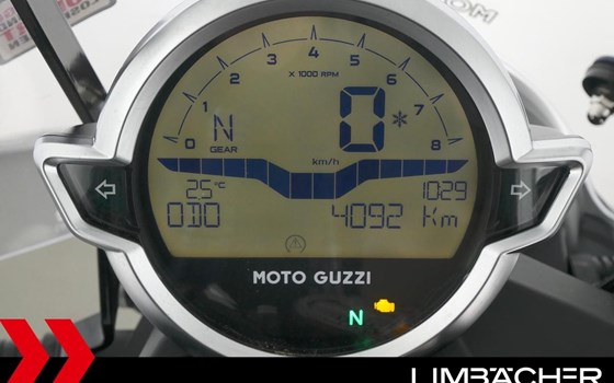 Gebrauchtmotorrad Moto Guzzi V7 Stone - Bild 12