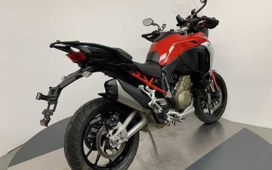 Gebrauchtmotorrad Ducati Multistrada V4 - Bild 3