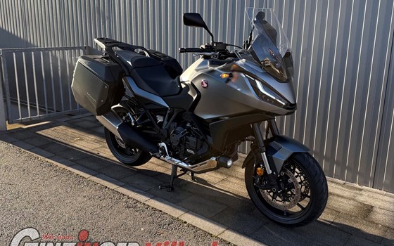 Gebrauchtmotorrad Honda NT1100 DCT - Bild 1