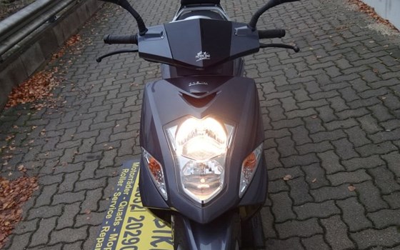 Gebrauchtmotorrad Daelim Otello 125 - Bild 4