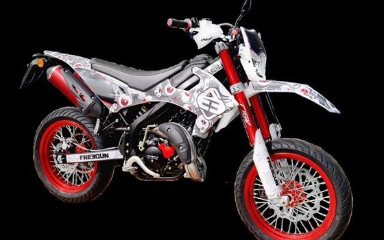 Neufahrzeug Rieju MRT 50 Trophy - Bild 1