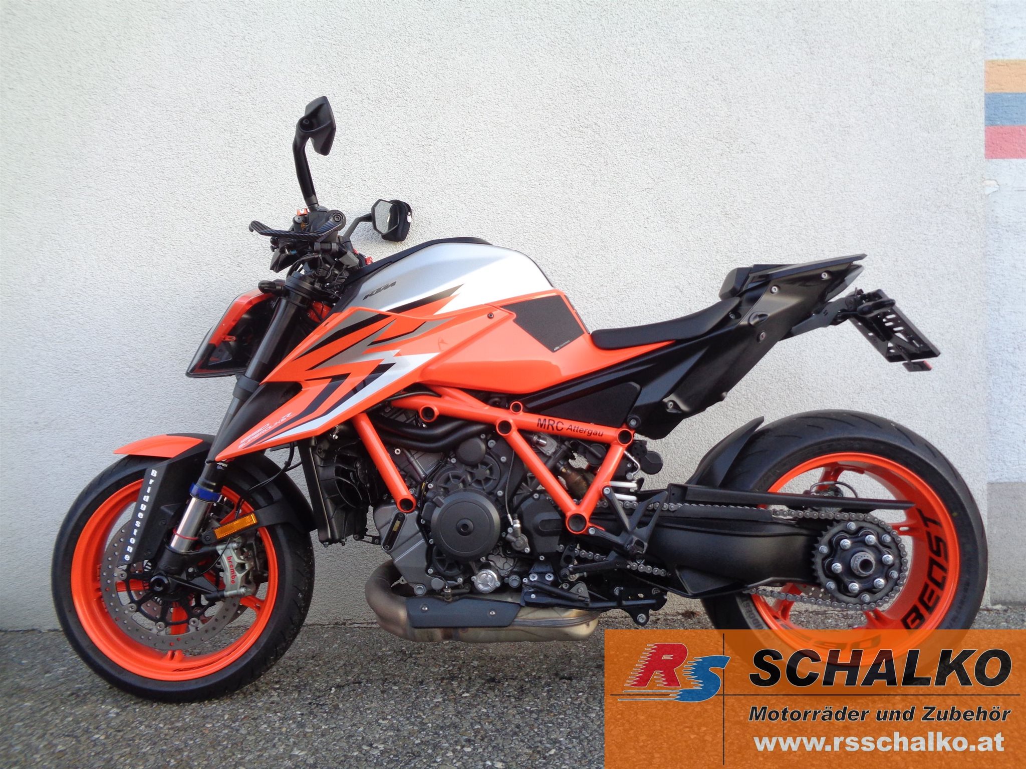KTM 1290 Super Duke R EVO