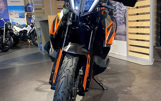 Gebrauchtmotorrad KTM 890 Adventure - Bild 11