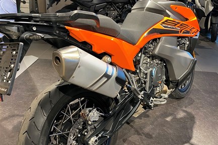 KTM 890 Adventure