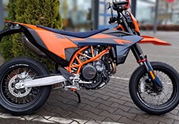 Neumotorrad KTM 690 SMC R