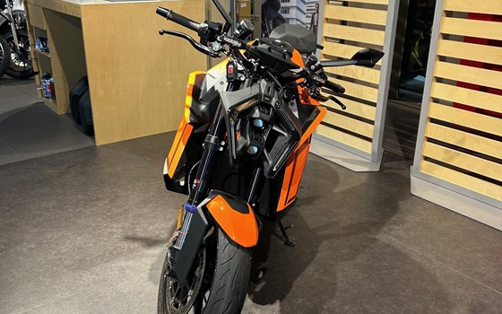 Gebrauchtmotorrad KTM 1390 Super Duke R EVO - Bild 3