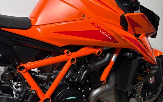 Gebrauchtmotorrad KTM 1390 Super Duke R - Bild 5