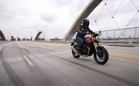 Gebrauchtmotorrad Triumph Speed 400 - Bild 17