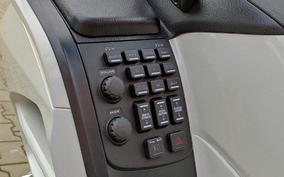 Gebrauchtmotorrad Honda GL 1800 Goldwing - Bild 12