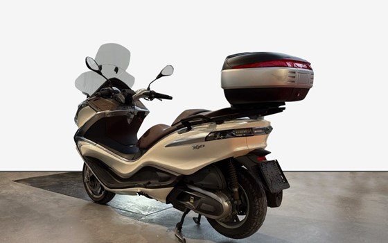 Gebrauchtmotorrad Piaggio X10 350 i.e. - Bild 3
