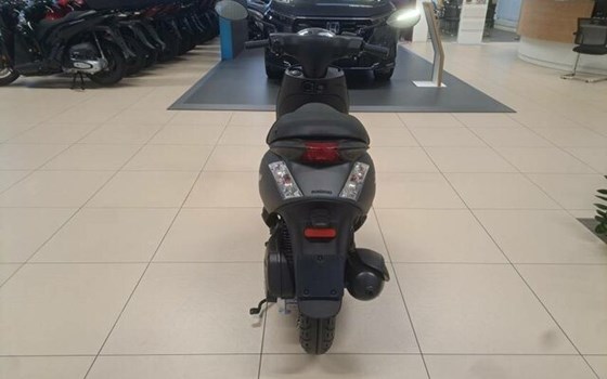 Gebrauchtmotorrad Piaggio ZIP 50 - Bild 5
