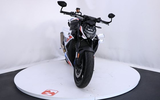 Gebrauchtmotorrad BMW M 1000 R - Bild 2