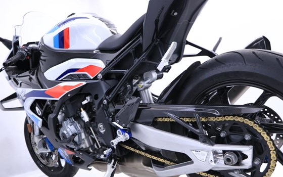 Gebrauchtmotorrad BMW M 1000 RR - Bild 13