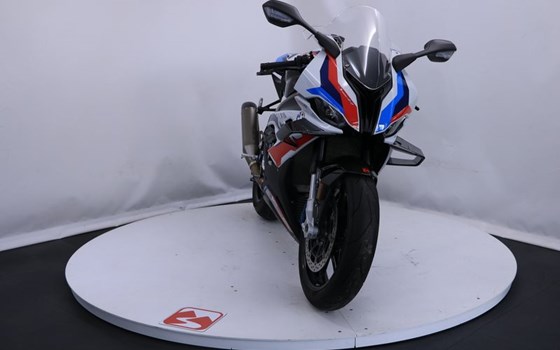 Gebrauchtmotorrad BMW M 1000 RR - Bild 2