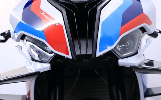 Gebrauchtmotorrad BMW M 1000 RR - Bild 9