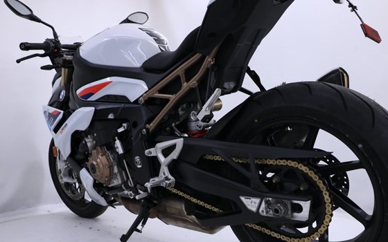 Gebrauchtmotorrad BMW S 1000 R - Bild 13