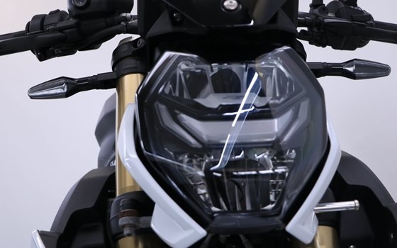 Gebrauchtmotorrad BMW S 1000 R - Bild 9