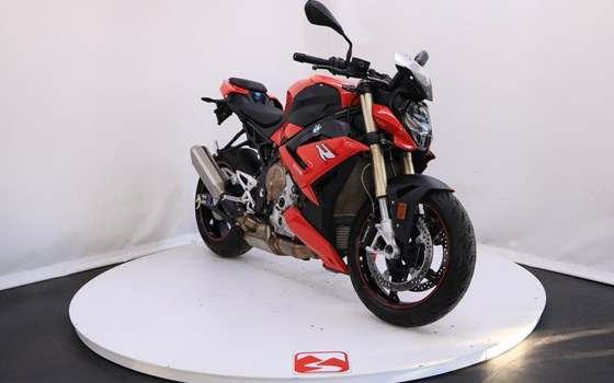 Gebrauchtmotorrad BMW S 1000 R - Bild 1