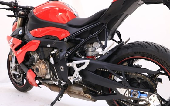 Gebrauchtmotorrad BMW S 1000 R - Bild 13