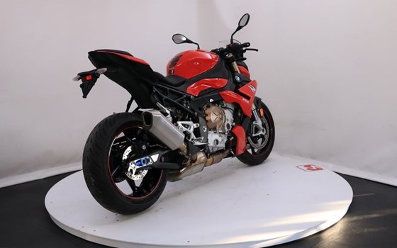 Gebrauchtmotorrad BMW S 1000 R - Bild 6