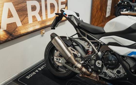 Gebrauchtmotorrad BMW S 1000 RR - Bild 3