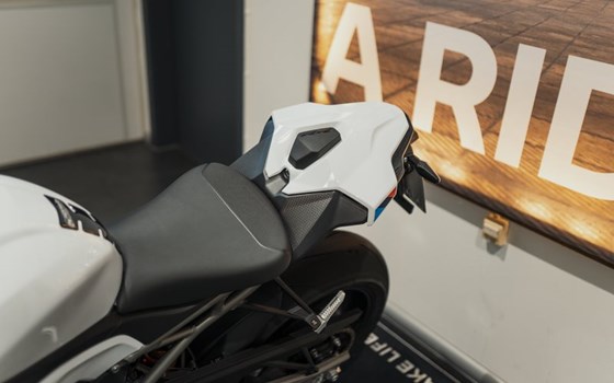 Gebrauchtmotorrad BMW S 1000 RR - Bild 7