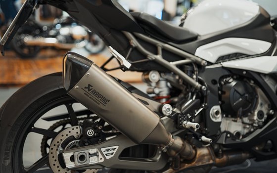 Gebrauchtmotorrad BMW S 1000 RR - Bild 9