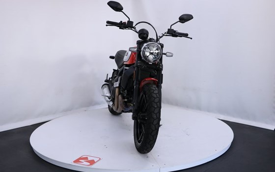 Gebrauchtmotorrad Ducati Scrambler Icon - Bild 2