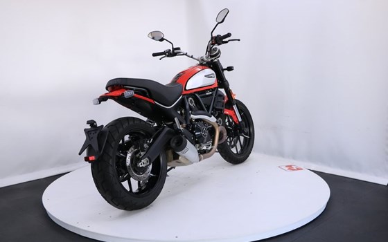 Gebrauchtmotorrad Ducati Scrambler Icon - Bild 6