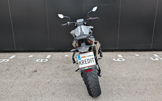 Gebrauchtmotorrad KTM 790 Duke L - Bild 5