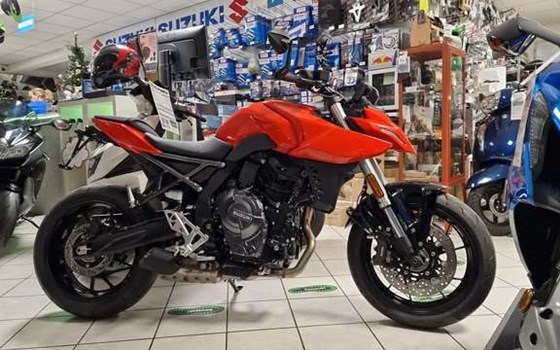 Gebrauchtmotorrad Suzuki GSX-8S - Bild 1