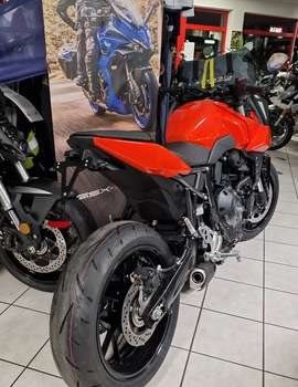 Gebrauchtmotorrad Suzuki GSX-8S - Bild 3