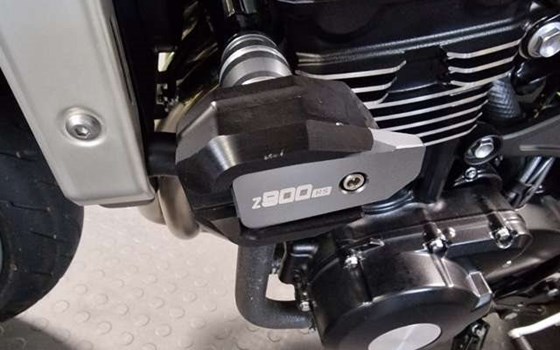 Gebrauchtmotorrad Kawasaki Z900 RS - Bild 11