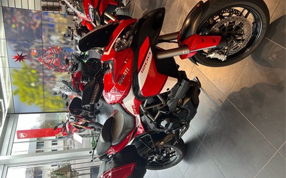 Gebrauchtmotorrad Ducati Multistrada 1200 S Touring - Bild 3