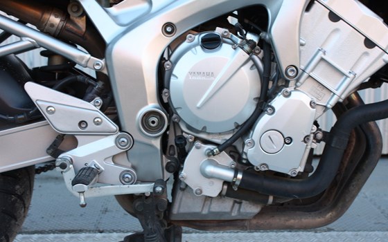 Gebrauchtmotorrad Yamaha FZ6 Fazer - Bild 6