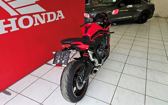 Gebrauchtmotorrad Honda CBR650R - Bild 3