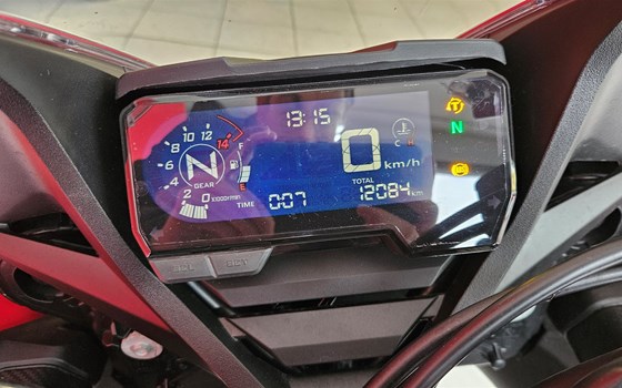 Gebrauchtmotorrad Honda CBR650R - Bild 6