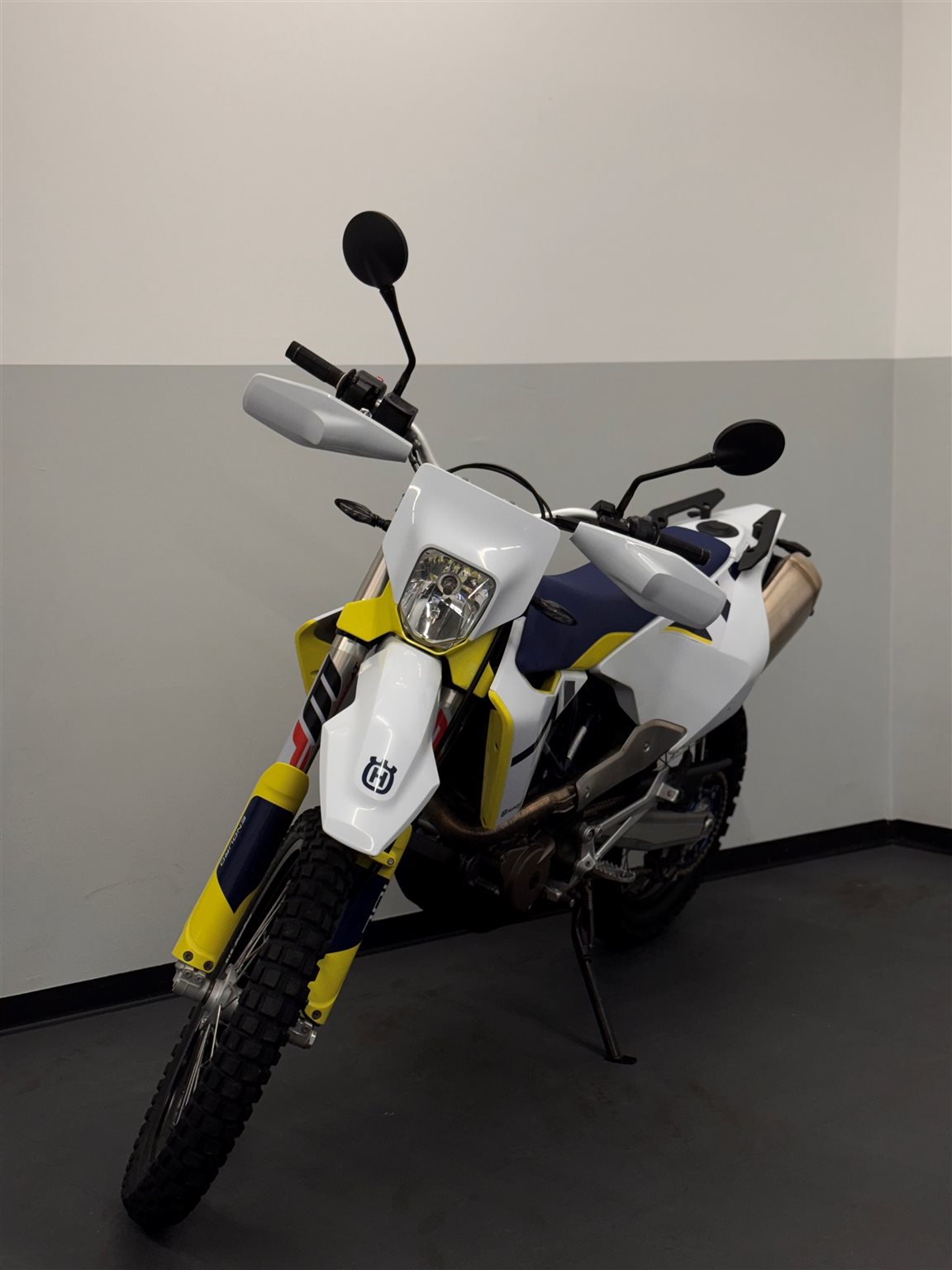 Husqvarna 701 Enduro inkl. Motormapping, kurzer Kennzeichenträger usw.
