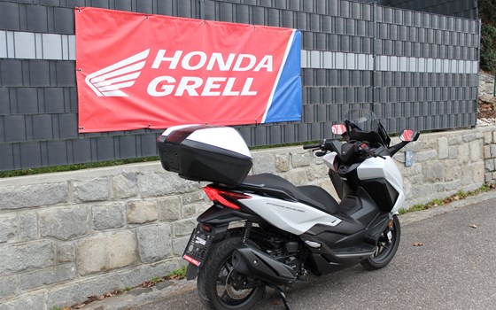 Gebrauchtmotorrad Honda Forza 350 - Bild 4