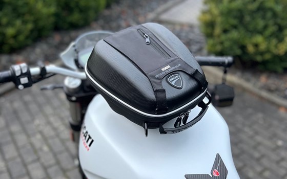 Gebrauchtmotorrad Ducati Monster 797 - Bild 12