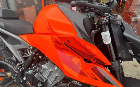 Gebrauchtmotorrad KTM 990 Duke - Bild 8