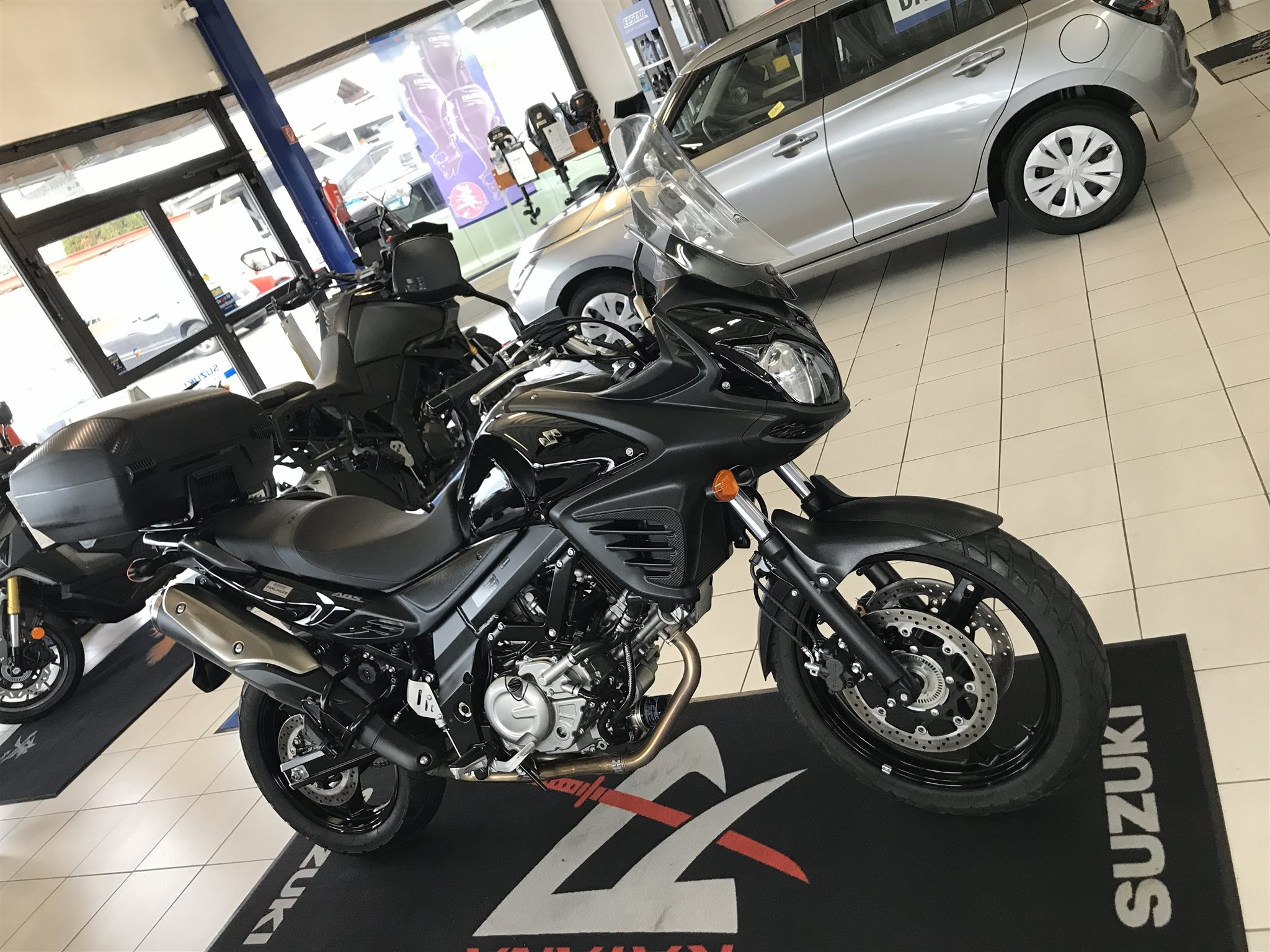 Suzuki V-Strom 650