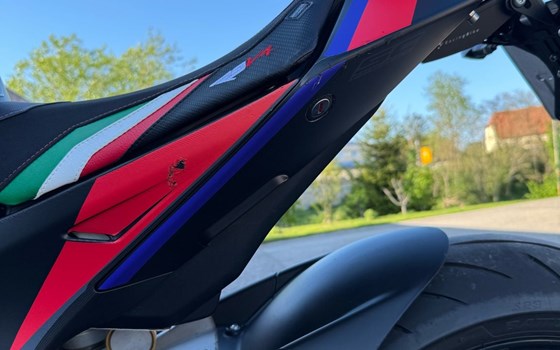 Gebrauchtmotorrad Aprilia RSV4 R APRC ABS - Bild 7