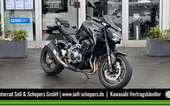 Gebrauchtmotorrad Kawasaki Z900 - Bild 1