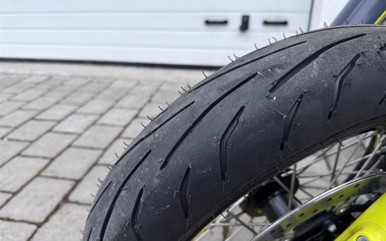 Gebrauchtmotorrad Husqvarna 701 Supermoto - Bild 7