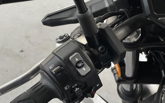 Gebrauchtmotorrad Kawasaki Z650 - Bild 12