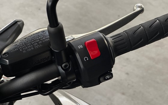 Gebrauchtmotorrad Kawasaki Z650 - Bild 13