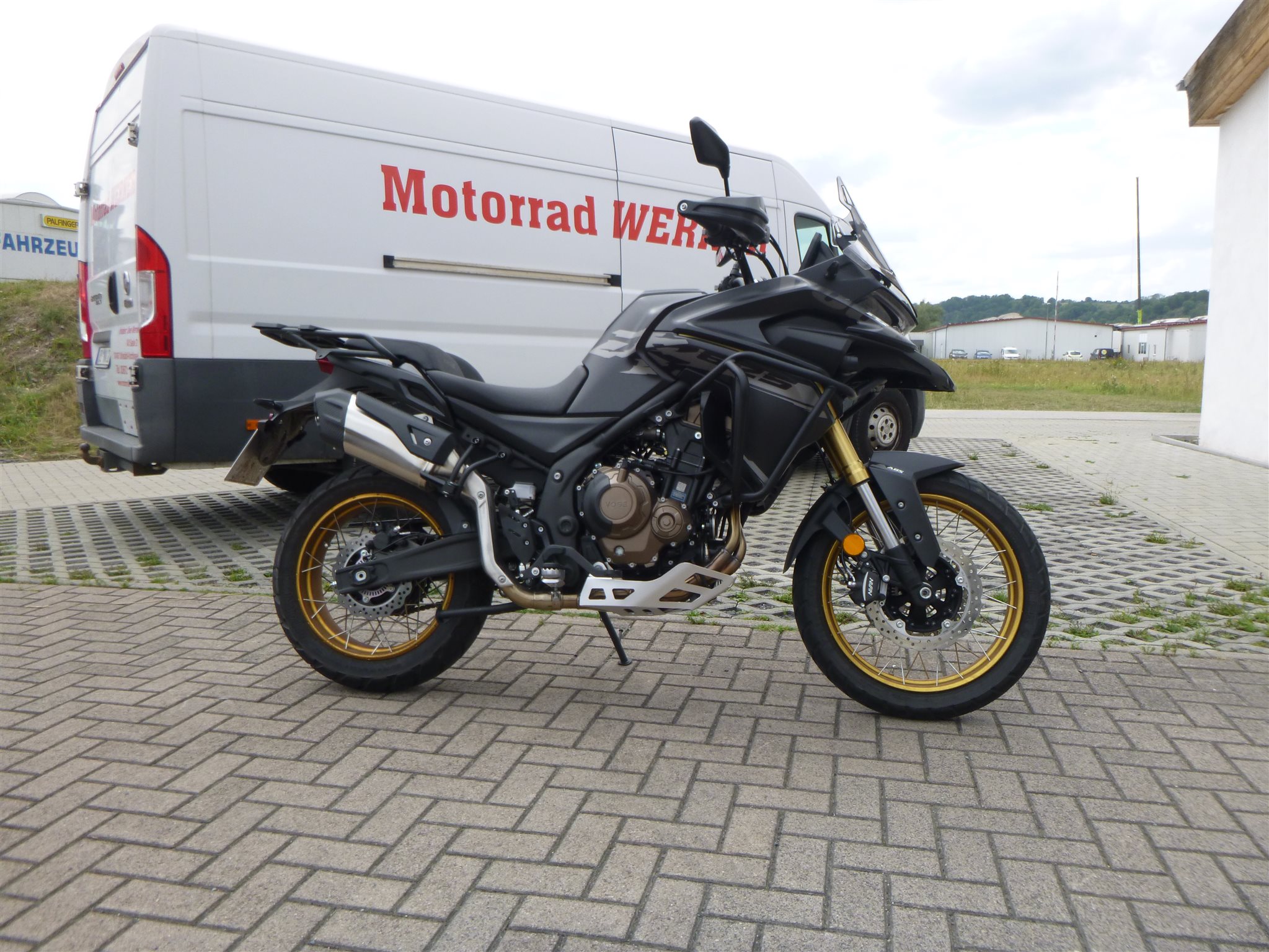 Voge DS625X