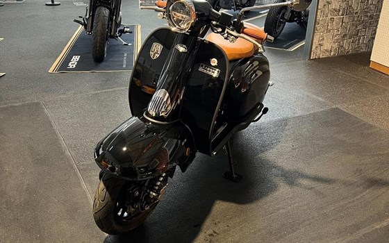 Neufahrzeug Royal Alloy TG 125 SE ABS - Bild 2