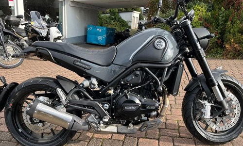 Benelli Leoncino 500